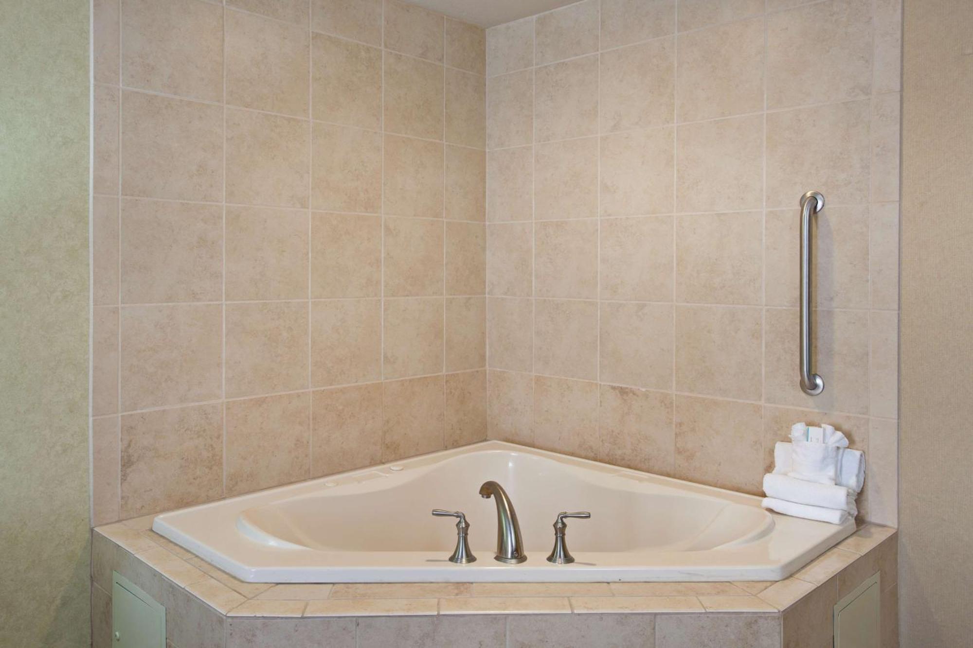 Hampton Inn And Suites Μέρσεντ Εξωτερικό φωτογραφία