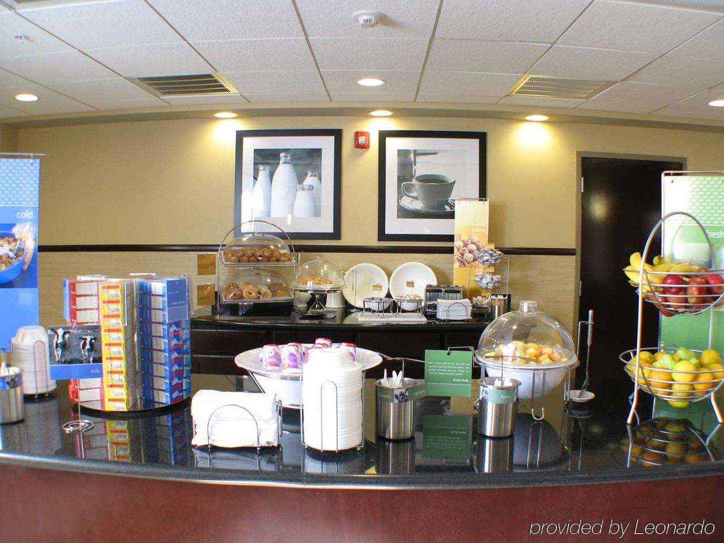 Hampton Inn And Suites Μέρσεντ Εστιατόριο φωτογραφία