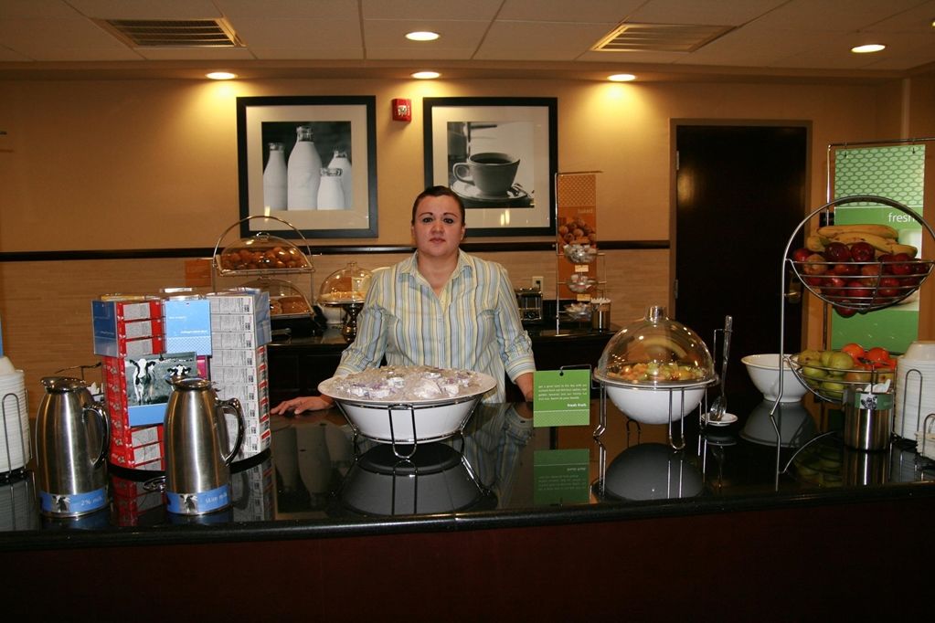 Hampton Inn And Suites Μέρσεντ Εστιατόριο φωτογραφία